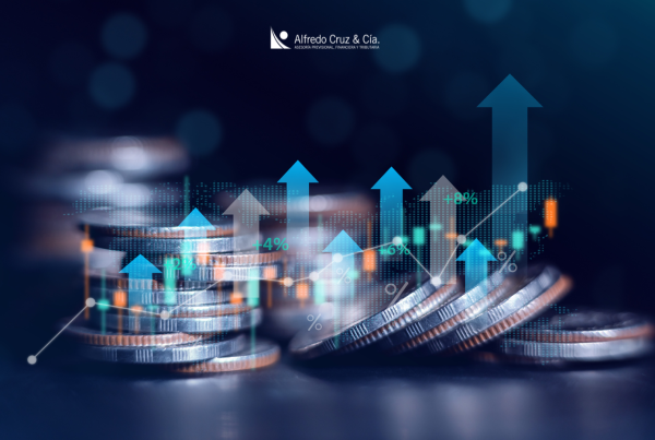 Banco Central mantiene TPM y caen utilidades corporativas en EE. UU.